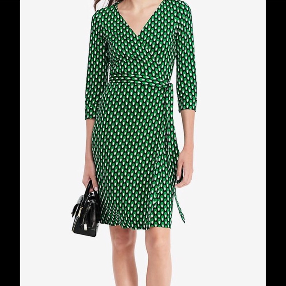 dVF dress